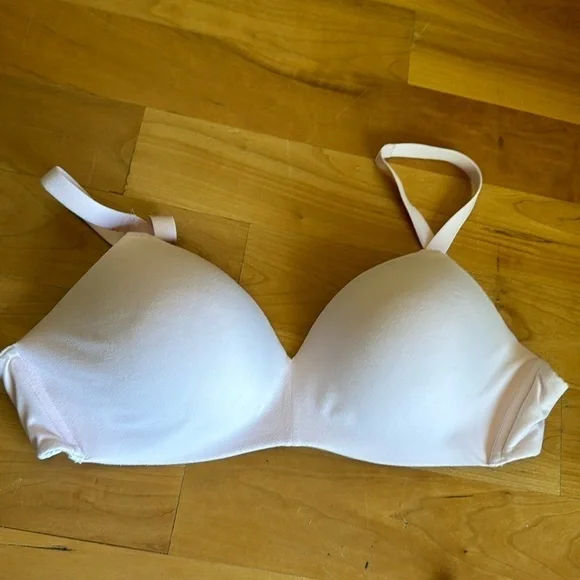 Like New Wacoal how perfect wire-free bra 36C T-shirt bra microfiber light PINK - Picture 3 of 9
